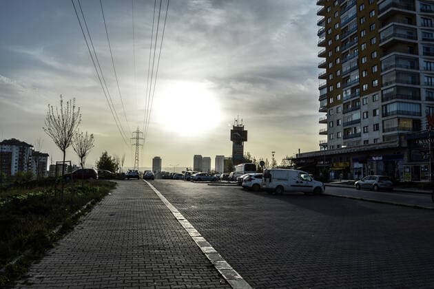 April 29, 2021, Ankara, Turkey: Streets become quieter during a full lockdown between April 29 and May 17 to stem the spread of coronavirus Ankara Turkey - ZUMAg241 20210429_zip_g241_006 Copyright: xAltanxGocherx