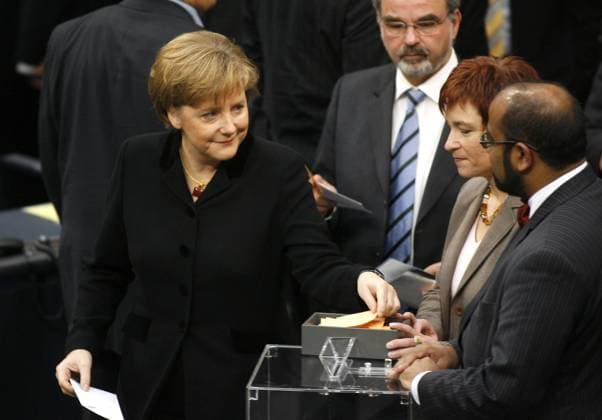 Angela Merkel wird erste deutsche Bundeskanzlerin Angela Merkel wird erste deutsche Bundeskanzlerin,am Dienstag den 22.11.05 in Berlin, Deutscher Bundestag Berlin Germany *** Angela Merkel becomes first German Chancellor Angela Merkel becomes first German Chancellor, on Tuesday the 22 11 05 in Berlin, German Bundestag Berlin Germany