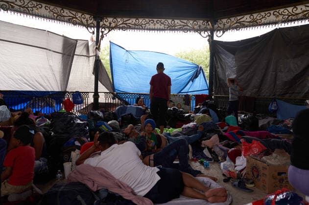 April 29, 2021, Reynosa, Mexico: Asylum seeking migrants from Central America are living on the street in Reynosa, Mexico while they wait for President Biden to open the US border for them to try to cross. Reynosa Mexico - ZUMAd211 20210429_zap_d211_007 Copyright: xAllisonxDinnerx