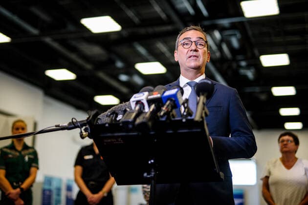 STEVEN MARSHALL COVID19 PRESSER, South Australian Premier Steven Marshall speaks to the media during a press conference at the Adelaide Showgrounds Vaccination Centre in Adelaide, Friday, April 30, 2021. ( NO ARCHIVING, EDITORIAL USE ONLY, NO USE IN BOOKS WITHOUT CONSENT ADELAIDE SA AUSTRALIA  Copyright: xMORGANxSETTEx 20210430001538618333