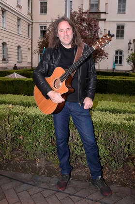 Roland Hefter at the Paukenschlag gegen die Einsamkeit concert event of the Josef and Luise Kraft Foundation for senior citizens at the Mathildenstift Munich, 01 05 2021 Foto:xS.xAdamx xFuturexImage