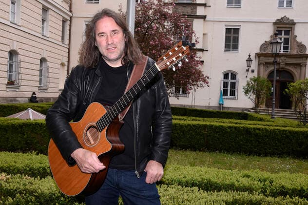 Roland Hefter at the Paukenschlag gegen die Einsamkeit concert event of the Josef and Luise Kraft Foundation for senior citizens at the Mathildenstift Munich, 01 05 2021 Foto:xS.xAdamx xFuturexImage
