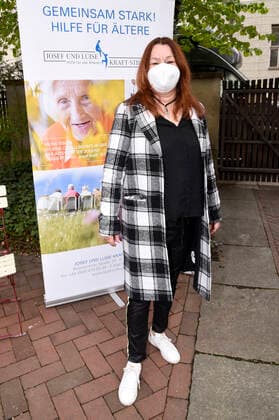 Anja Lukaseder at the Paukenschlag gegen die Einsamkeit concert event of the Josef and Luise Kraft Foundation for senior citizens at the Mathildenstift Munich, 01 05 2021 Foto:xS.xAdamx xFuturexImage