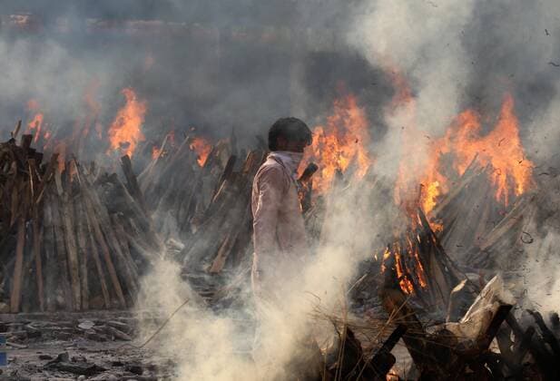 May 1, 2021, New Delhi, New Delhi, India: Covid 19 victims being cremated at Gazipur crematorium on May 1, 2021 in New Delhi, India..As many as 4,01,993 more people tested positive for Covid-19 in the last 24 hours, taking the cumulative caseload to 1,91,64,969, said the Union health ministry on Saturday. This is the highest number of new infections ever recorded in a day across the globe. New Delhi India - ZUMAp176 20210501_zip_p176_025 Copyright: xVijayxPandeyx