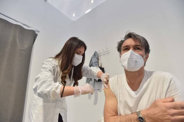 Photo IPP Felice De Martino Naples 02 05 2021 Chronicle Inauguration hub vaccine intercompany Capodichino hangar Atitech In the photo The administration of the vaccine to a patient Italy Photo Press World  0