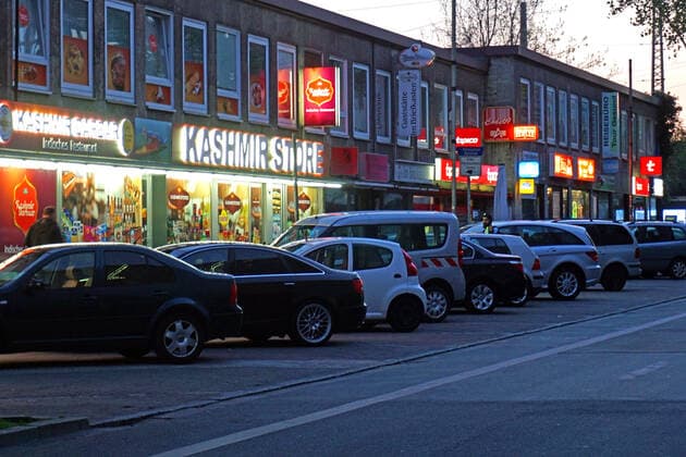 Public standstill during curfew Curfew in Essen from 10 p.m. to 5 a.m. Impressions from the city center with empty streets and squares, like here in the Bahnhofsviertel Essen North Rhine-Westphalia Germany city center