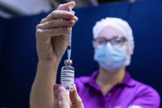 WA CORONAVIRUS COVID19, A nurse holds up a syringe containing the COVID-19 AstraZeneca vaccine at the Claremont Showground mass vaccination centre in Perth, Monday, May 2, 2021. From today over-50s are eligible for the Covid-19 immunisation program at two mass public vaccination clinics in Perth. ( NO ARCHIVING, EDITORIAL USE ONLY, NO USE IN BOOKS WITHOUT CONSENT PERTH WA AUSTRALIA  Copyright: xRICHARDxWAINWRIGHTx 20210503001539409511
