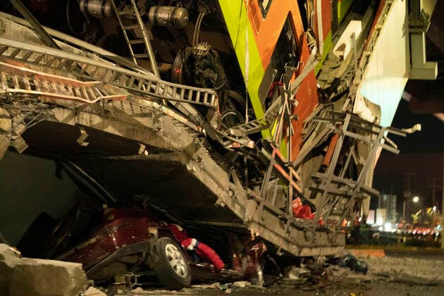 (210504) -- MEXICO CITY, May 4, 2021 -- Photo taken on May 3, 2021 shows the scene of a metro bridge collapse in Mexico City, Mexico. At least 15 people were killed and 70 others injured after a metro bridge collapsed in southern Mexico City Monday night, according to an updated preliminary report from local authorities. David de la Paz) (SPOT NEWS)MEXICO-MEXICO CITY-METRO BRIDGE COLLAPSE DxAviddelapaz 