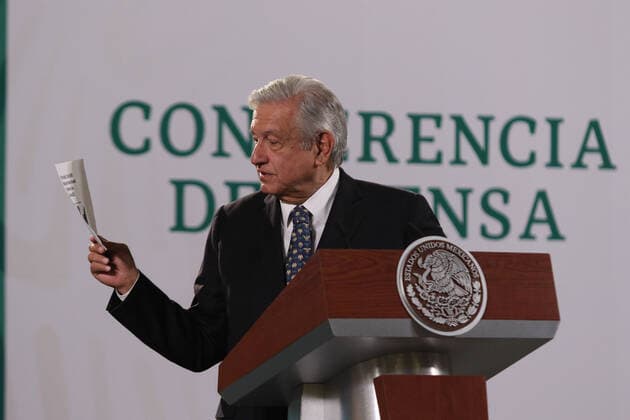 Mexico™s President Lopez Obrador News Conference MEXICO CITY, MEXICO - MAY 5: Mexico™s President Andres Manuel Lopez Obrador, gesticulating while speaks during a daily briefing conference at National Palace on May 5, 2021 in Mexico City, Mexico. Copyright: xIsmaelxRosasx EYEPIXGROUP_IR_05052021_6557