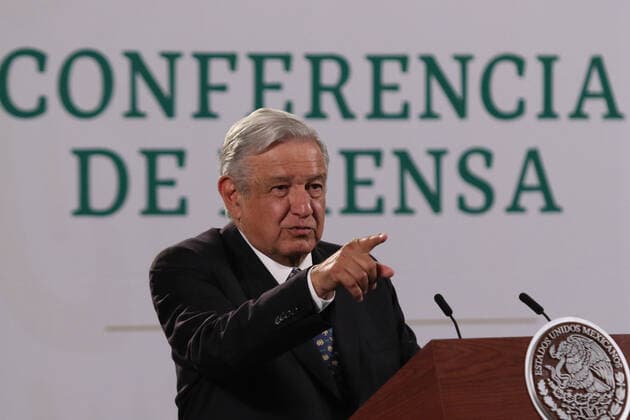 Mexico™s President Lopez Obrador News Conference MEXICO CITY, MEXICO - MAY 5: Mexico™s President Andres Manuel Lopez Obrador, gesticulating while speaks during a daily briefing conference at National Palace on May 5, 2021 in Mexico City, Mexico. Copyright: xIsmaelxRosasx EYEPIXGROUP_IR_05052021_6554