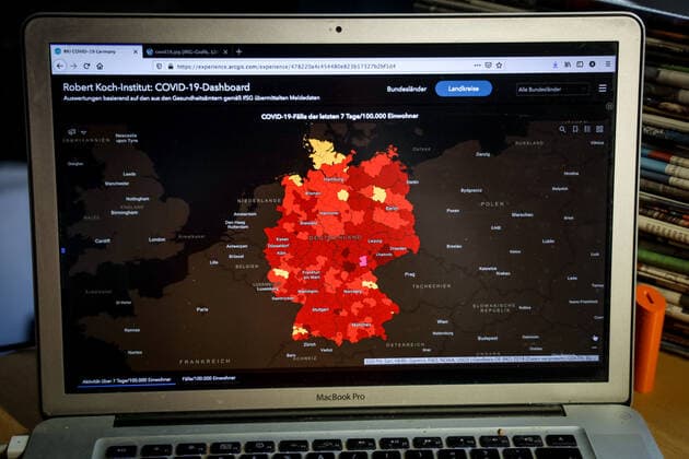 Coronavirus in Germany Covid 19 Dashboard of the Robert Koch Institute 06 05 2021 Robert Koch Institute 7 days Incidence 129.1 7 days Number of cases 107 400 COVID 19 cases 3 473 503 Addition of 21 953 compared to the previous day COVID 19 deaths 84 126 Addition of 250 compared to the previous day