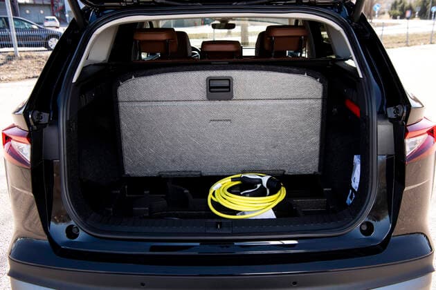 Skoda Enyaq iV 80 car charging cables in luggage compartment, trunk, boot STOCKHOLM SWEDEN x10050x *** Skoda Enyaq iV 80 car charging cables in luggage compartment, trunk, boot STOCKHOLM SWEDEN x10050x,  Copyright: xPontusxLundahl TTx SKODA ENYAQ IV 80