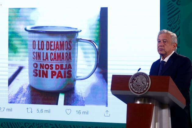 Mexiko, Andres Manuel Lopez Obrador Pressekonferenz in Mexiko-Stadt President Lopez Obrador Meet With Media Mexican President Andres Manuel Lopez Obrador meet with the media during his daily morning news conference at National Palace. on May 7, 2021 in Mexico City, Mexico. Mexico City Mexico group-mexicanp210507_np6d8  Copyright: xEyepixx