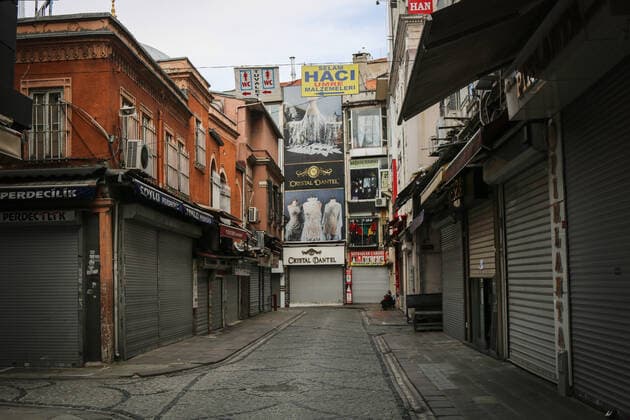 May 7, 2021, Istanbul, Turkey: Shops on an empty street are pictured closed during the lockdown..The Turkish government has approved full closure, which will last until May 17, to reduce rising coronavirus cases. Istanbul Turkey - ZUMAs197 20210507_zaa_s197_093 Copyright: xHakanxAkgunx