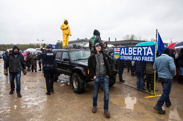 May 8, 2021, Mirror, ab, Canada: Supporters gather during a rally against measures taken by government and health authorities to curb the spread of COVID-19 at the Whistle Stop cafe in Mirror Alta, on Saturday May 8, 2021. The Whistle Stop was shut down by AHS for not complying with COVID-19 rules. Mirror Canada  - ZUMAc35_ 20210508_zaf_c35_069 Copyright: xJasonxFransonx