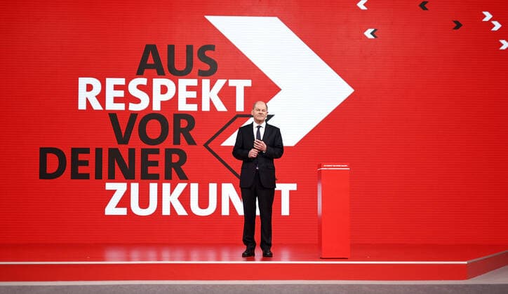 Bilder des Jahres 2021, News 05 Mai News Themen der Woche KW18 Bundesfinanzminister Olaf Scholz aufgenommen im Rahmen des digitalen Bundesparteitages der SPD in Berlin, 09.05.2021. Auf dem ersten digitalen Bundesparteitag in der Geschichte der SPD soll Olaf Scholz als Kanzlerkandidat bestaetigt sowie das Wahlprogramm fuer die Bundestagswahl beschlossen werden. Berlin Deutschland *** Federal Minister of Finance Olaf Scholz recorded during the digital federal party conference of the SPD in Berlin, 09 05 2021 At the first digital federal party conference in the history of the SPD, Olaf Scholz is to be confirmed as candidate for chancellor and the election program for the federal election is to be decided Berlin Germany Copyright: xFlorianxGaertner photothek.dex