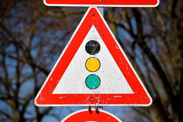 PHOTOMONTAGE, Traffic Light Traffic Sign Black Yellow Green, Jamaica Coalition ** NUR FUER REDAKTIONELLE ZWECKE ** EDITORIAL USE ONLY **