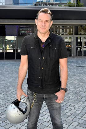 Sascha Vollmer of The BossHoss at the press conference for the emergency aid project hierspieltdiemusik to support the Berlin music scene at the Verti Music Hall Berlin, 10 05 2021 Foto:xF.xKernx xFuturexImage