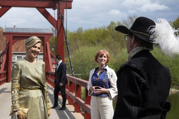 Bilder des Jahres 2021, Entertainment 05 Mai Entertainment Themen der Woche KW19 10-05-2021 Groningen Queen Maxima during the 1st day of the More Music in the Class Tour in the fortress Bourtange in Groningen.  Copyright: xPPEx