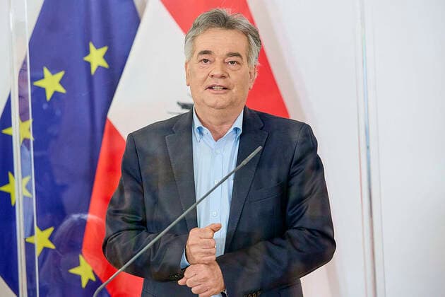 Vienna 10 05 2021 Corona crisis This afternoon there was a press conference in the Federal Chancellery on the planned openings on May 19th, after the end of the 4th lockdown in all of Austria PHOTO Vice Chancellor Werner Kogler Greens Vienna Austria Corona crisis T