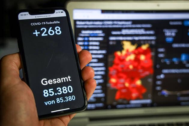 Coronavirus in Germany Covid 19 Dashboard of the Robert Koch Institute 12 05 2021 Robert Koch Institute 7 days Incidence 107.8 7 days Number of cases 89 680 COVID 19 cases 3 548 285 Addition of 14 909 compared to the previous day COVID 19 deaths 85 380 Addition of 268 compared to the previous day
