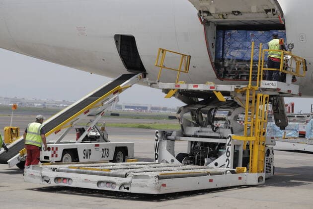 Virus Outbreak Mexico An Air France airline plane that landed at Mexico City s International Airport from Moscow, Russia, unloaded 500,000 doses of Sputnik V biological vaccine as part of the strategy to vaccinate adults and teachers against COVID-19 in Mexico. On May 17, 2021 in Mexico City, Mexico. Mexico City Mexico vieyra-notitle210517_npC0f  Copyright: xGerardoxVieyrax