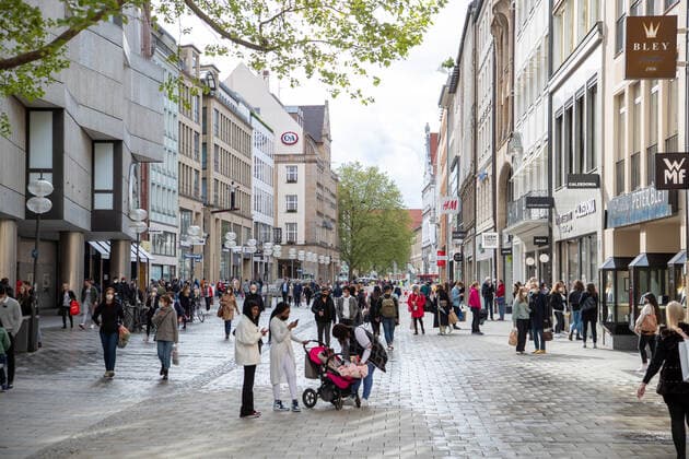 Incidence in Munich falls back below 50, The seven day incidence in Munich, Germany falls back below 50 on May 18 5 2021 This would allow museums, shops and other facilities to reopen without an appointment if the score remains stable The seven day incidence in Munich, Ger