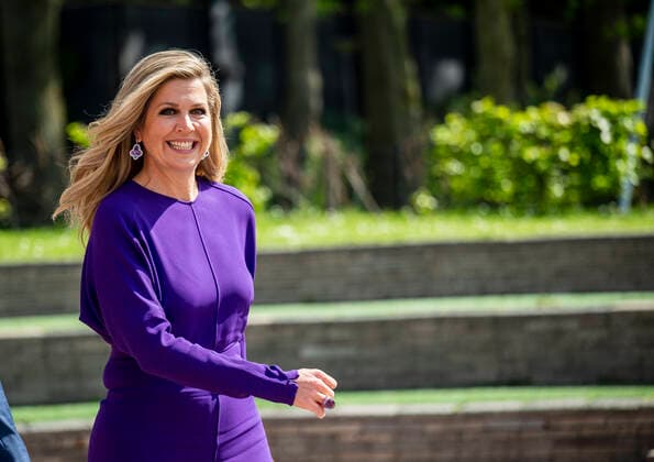 20-05-2021 School Queen Maxima during the opening of the 1st Rotterdam Music Playground, an interactive music playing device, in the playground of the Crooswijk and visited the A.S. Talma School in Rotterdam. Â  Copyright: xPPEx