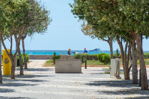 20210520 Bierkönig Softopening PALMA, SPAIN MAY 20 2021 View of the sea at Playa de Palma at Bierkönig Softopening on May 20, 2021 in Palma, Palma Baleares Spain