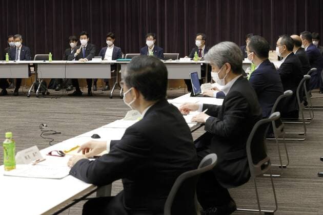 Japan set to place Okinawa under COVID-19 state of emergency A government subcommittee meeting on the coronavirus response is held in Tokyo s Nagatacho area on May 21, 2021. The Japanese government is set to decide later in the day to add Okinawa to areas under a COVID-19 state of emergency as infections in the southern island prefecture surge. 