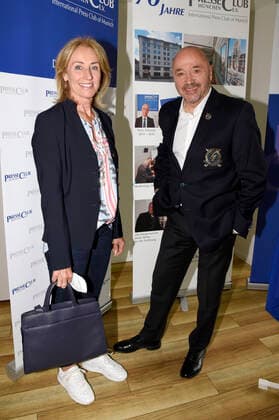 Michaela Gerg and Christian Neureuther at the press conference for the 1 digital youth award 2021 under the motto sagwasduwillst at the Presseclub Munich, 21 05 2021 Foto:xS.xAdamx xFuturexImage