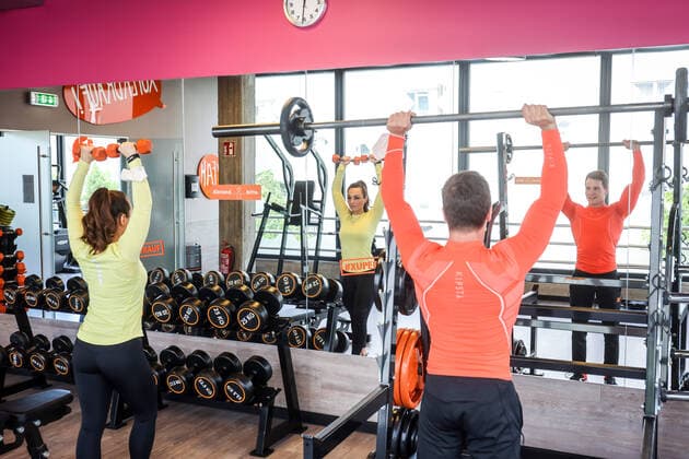 Essen, North Rhine Westphalia, Germany Fitness training in times of the Corona Pandemic, Veronika and John are happy after the long lockdown at their first training s