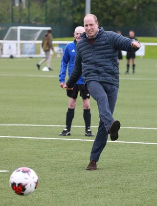 . 21 05 2021. Edinburgh, United Kingdom. Prince William, the Duke of Cambridge, during a visit to The Spartans FC and Community Association in Edinburgh, Scotland, to see the positive impact of the Heads Up ÔMentally Healthy FootballÕ declaration in Scotland  xPoolx xi-Imagesx IIM-22193-0084