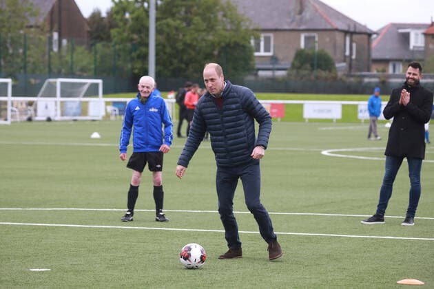 . 21 05 2021. Edinburgh, United Kingdom. Prince William, the Duke of Cambridge, during a visit to The Spartans FC and Community Association in Edinburgh, Scotland, to see the positive impact of the Heads Up ÔMentally Healthy FootballÕ declaration in Scotland  xPoolx xi-Imagesx IIM-22193-0103