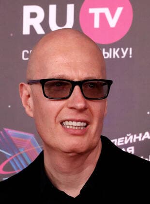 KRASNOGORSK, MOSCOW REGION, RUSSIA - MAY 22, 2021: TV presenter, Chekhov Moscow Art Theater deputy artistic director Vadim Vernik attends the 10th RU.TV Channel music award ceremony at Crocus City Hall. Sergei Karpukhin TASS  TS100F82
