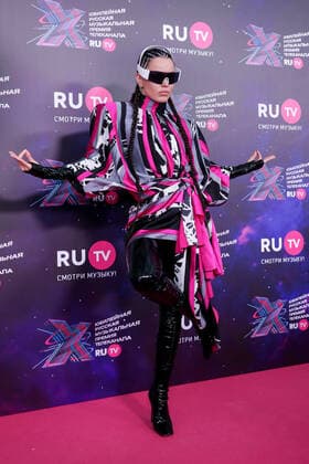 KRASNOGORSK, MOSCOW REGION, RUSSIA - MAY 22, 2021: Singer Zivert (Yulia Zivert), the winner of the Best Singer prize, attends the 10th RU.TV Channel music award ceremony at Crocus City Hall. Sergei Karpukhin TASS  TS100FE1