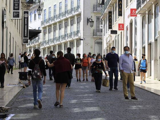 May 23, 2021, Lisbon, Portugal: Even inactive due to the Covid-19 pandemic, the Santa Justa Elevator attracts tourists in its surroundings, this Sunday (23), in the city of Lisbon, capital of Portugal.  Copyright: xEdsonxdexSouzax
