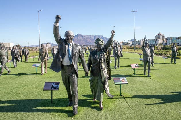 News Bilder des Tages (210524) -- CAPE TOWN, May 24, 2021 -- Bronze statues of Nelson Mandela and his wife Winnie Madikizela-Mandela are displayed at a tourist spot named The Long March to Freedom in Cape Town, South Africa, on May 23, 2021. The Long March to Freedom has life-size Bronze statues of 100 individuals who struggled for South Africa s freedom from the early 1700s to Freedom Day in April 1994. ) SOUTH AFRICA-CAPE TOWN-FREEDOM-BRONZE STATUES LyvxTianran 