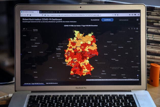 Coronavirus in Germany Covid 19 Dashboard of the Robert Koch Institute 23 05 2021 Robert Koch Institute 7 days Incidence 62.5 7 days Number of cases 51 993 COVID 19 cases 3 651 640 Addition of 2 682 compared to the previous day COVID 19 deaths 87 423 Addition of 43 compared to the previous day
