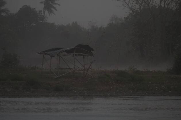 India: Cyclone Yaas is coming towards Bengal Cyclone Yaas is threatening the country’s eastern shore. The process of becoming a low pressure area has started in the middle eastern region of the Bay of Bengal, according to the Meteorological Department(IMD). It will take the form of cyclonic storm Yaas by 24 May. On the evening of May 26, Cyclone Yaas could landfall the coasts of West Bengal and Odisha. The effects of cyclone Yash have started from this morning. The effect will increase from the afternoon onwards. Farmers are returning home with their cows. Magra West Bengal India Copyright: SoumadipxDas