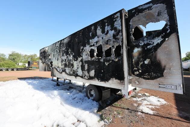 Neuwied fire devils in Neuwied again on the road, circus truck burns out Photo Niebergall Eibner fire devils in Neuwied again on the road, circus truck burns out Photo Niebergall Eibner Copyright: xJoergxNiebergall Eibner-Pressefox EP_JNL