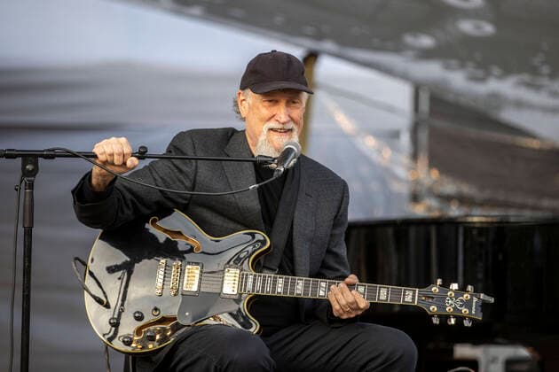 23 05 2021 , MO Moers , Moers Festival Whitsun 2021 performance of JOHN SCOFIELD , US American jazz guitarist and composer 69 years old is one of the highlights at the Moers Festival , here at his performance at the toboggan hill in the Schlosspark Freizeitpark , with about 500 spectators , all tested negative before the event and with distance