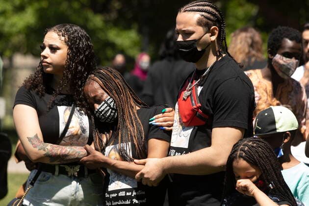 May 24, 2021, Toronto, on, Canada: Claudette Beals-Clayton, second left, stands with family members during a memorial service to mark the first anniversary of the death of Regis Korchinski-Paquet, the 29-year-old African Indigenous woman who died in the presence of Toronto police officers, in Toronto on Monday, May 24, 2021. Toronto Canada - ZUMAc35_ 20210524_zaf_c35_036 Copyright: xChrisxYoungx