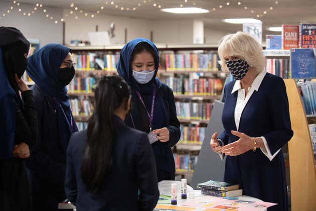 . 25 05 2021. Coventry, United Kingdom. Camilla, Duchess of Cornwall, during a visit to Coventry Central Library, United Kingdom.  xPoolx xi-Imagesx IIM-22205-0001