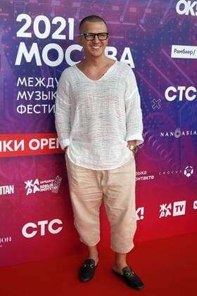 MOSCOW, RUSSIA - MAY 25, 2021: Black Star Music Label CEO and co-founder Pashu (Pavel Kuryanov) attends the pre-party event for the ZHARA Music Awards 2021 ceremony at the Zafferano restaurant. Mikhail Japaridze TASS  TS10151A