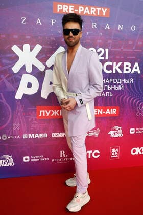MOSCOW, RUSSIA - MAY 25, 2021: Singer Alexander Panayotov attends the pre-party event for the ZHARA Music Awards 2021 ceremony at the Zafferano restaurant. Mikhail Japaridze TASS  TS101529