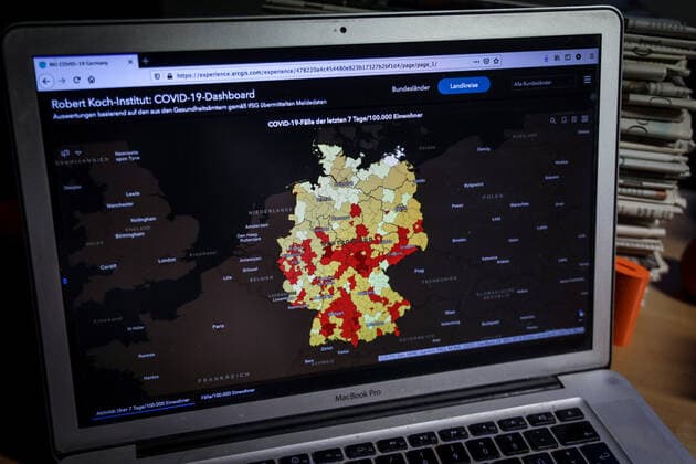 Coronavirus in Germany Covid 19 Dashboard of the Robert Koch Institute 26 05 2021 Robert Koch Institute 7 days Incidence 46.8 7 days Number of cases 38 922 COVID 19 cases 3 656 177 Addition of 2 626 compared to the previous day COVID 19 deaths 87 726 Addition of 270 compared to the previous day