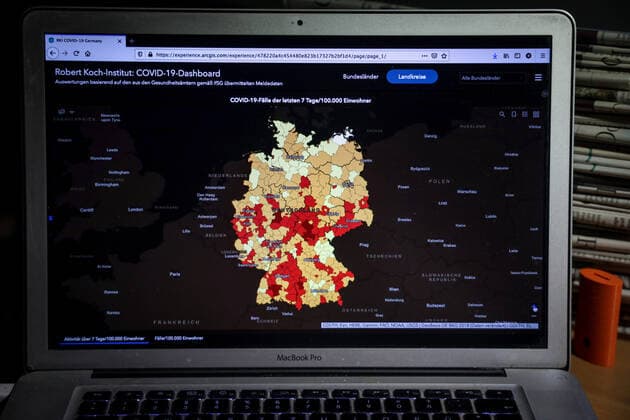 Coronavirus in Germany Covid 19 Dashboard of the Robert Koch Institute 26 05 2021 Robert Koch Institute 7 days Incidence 46.8 7 days Number of cases 38 922 COVID 19 cases 3 656 177 Addition of 2 626 compared to the previous day COVID 19 deaths 87 726 Addition of 270 compared to the previous day