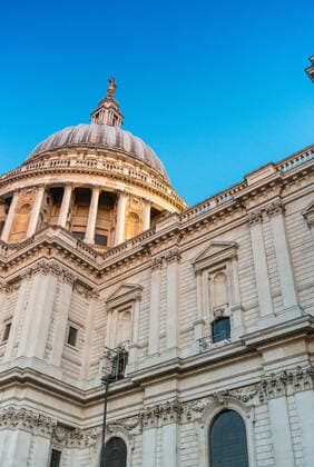 Night view of st Paul Cathedral in London. Copyright: xx 19548788
