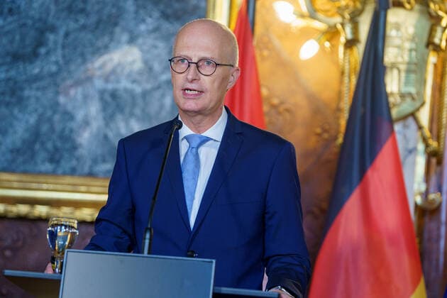 Hamburg Senate informs about upcoming opening steps during the Corona Pandemic First Mayor Dr Peter Tschentscher Hamburg Senate informs about upcoming opening steps during the Corona Pandemic First Mayor Dr Peter Tschentscher , Hamburg Hamburg Germany City Hall